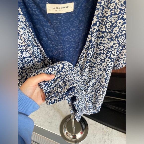 Lucky brand top - Picture 6 of 8